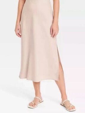 🤍 A New Day Beige Satin Midi Skirt with Side Slit | Plus Size 2X | Never Worn